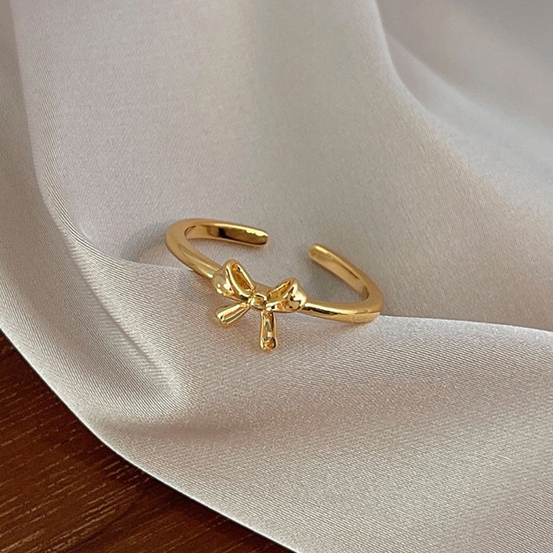 Bowknot Gold Ring – HeyBliss - Main Image