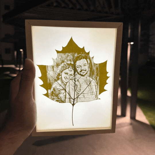 Customized Leaf Engraving  (For parents)