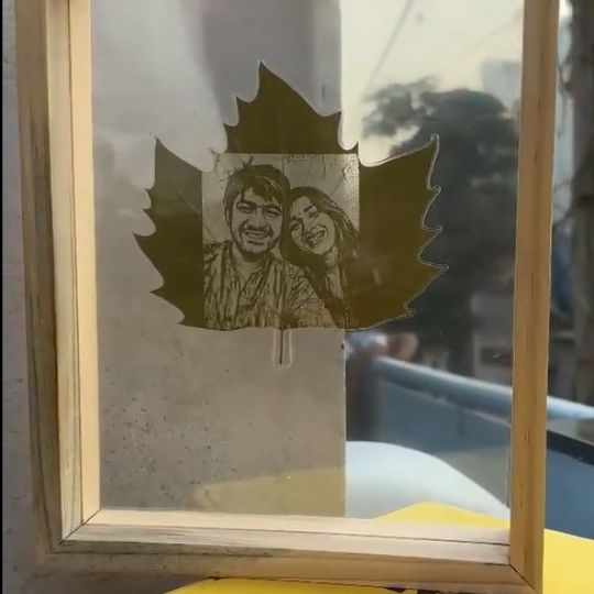 Customized Leaf Engraving  (For parents)