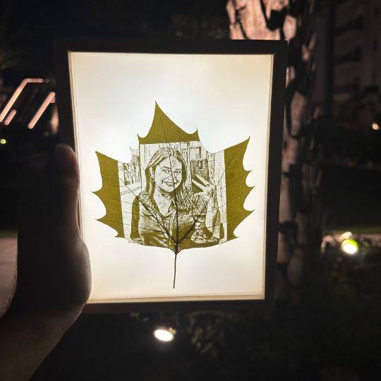 Leaf Engraving With Light Wooden Frame