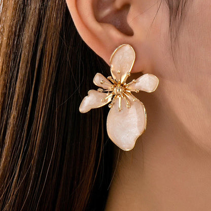 White Petal Luxe Jewelry Set