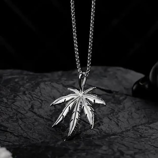 Leaf Pendant Necklace
