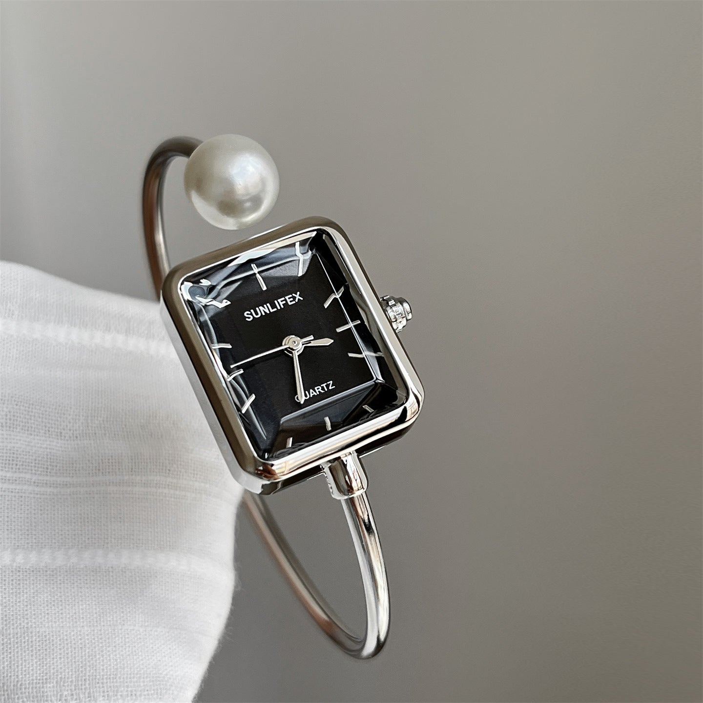 Square Pearl Bangle Watch