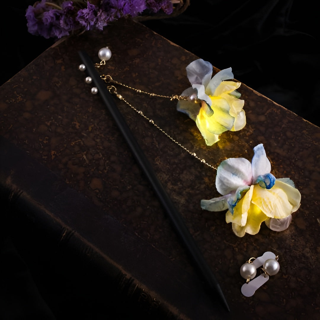 Blossom Light Hair Stick