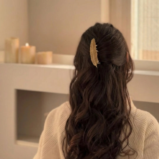 Elegant Leaf Hair Accessory
