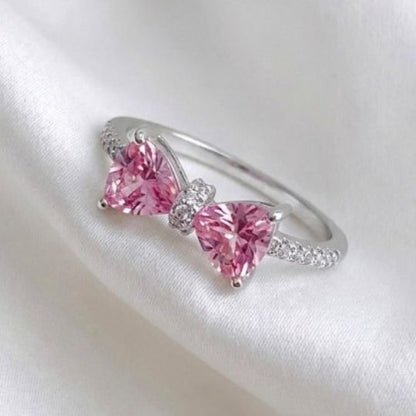 Strawberry Box With Bow Ring
