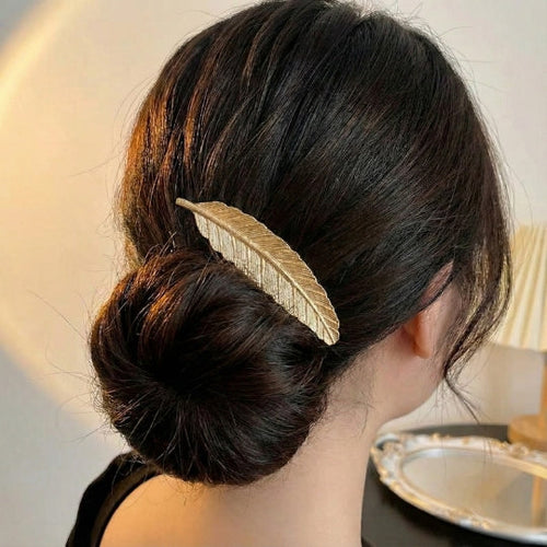 Elegant Leaf Hair Accessory