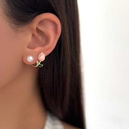 Tulip Pearl Earrings