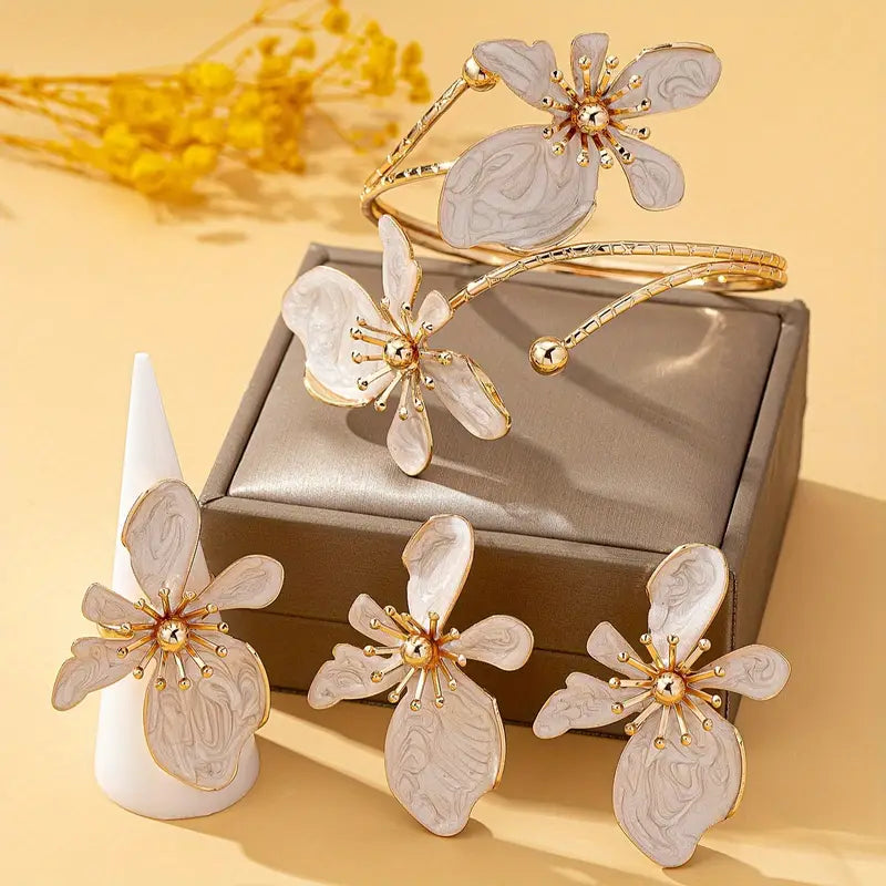 White Petal Luxe Jewelry Set
