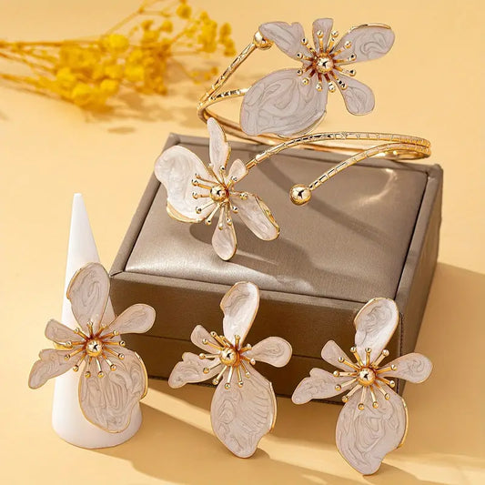 White Petal Luxe Jewelry Set