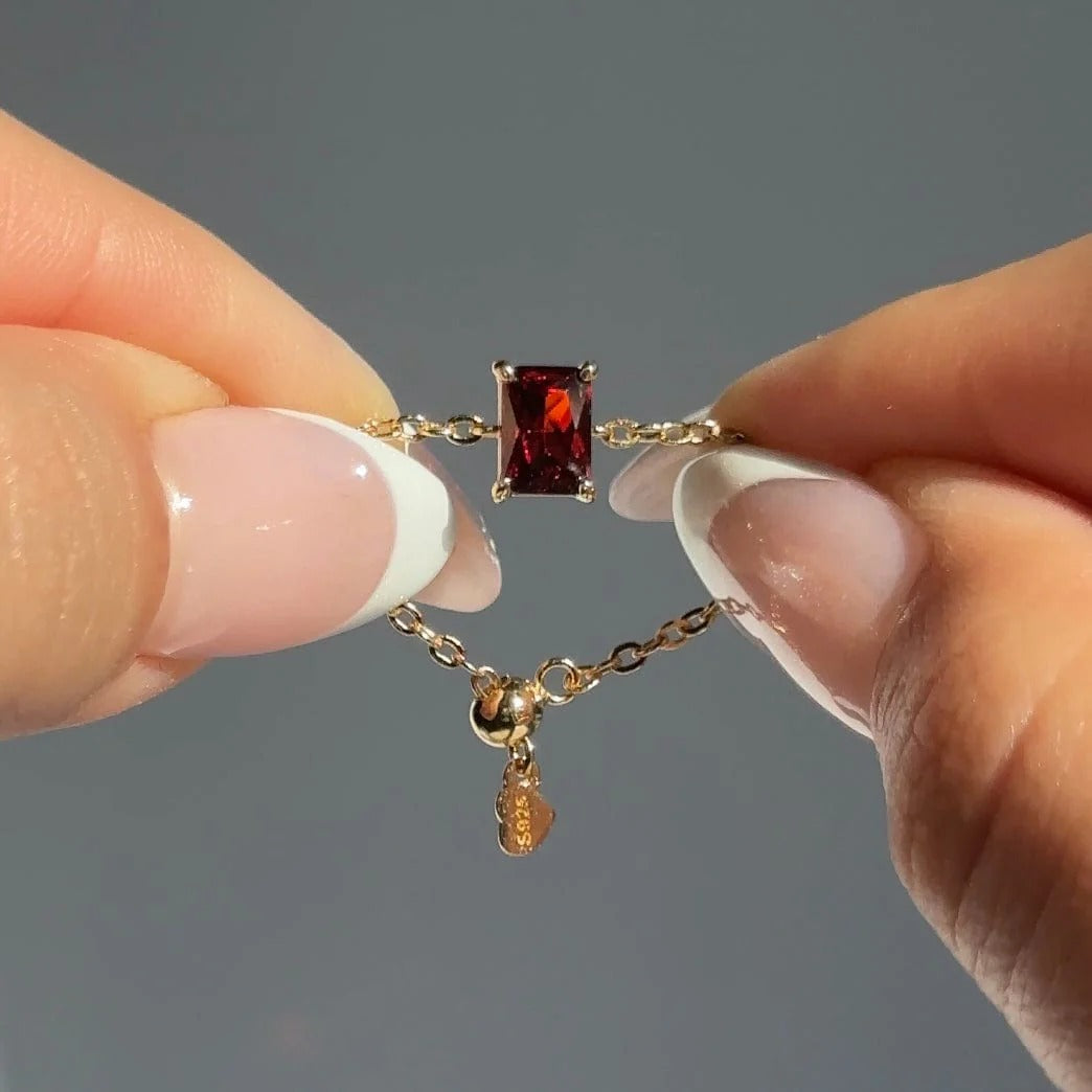 Elegant Chain Ring