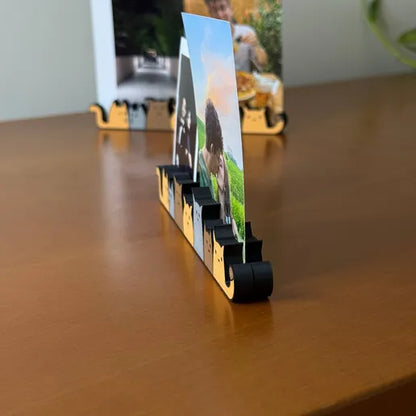 Magnetic Cat Photo Display